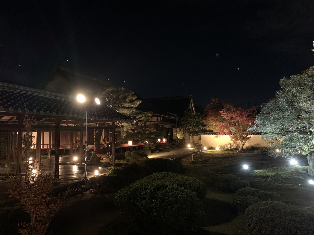 鹿王院